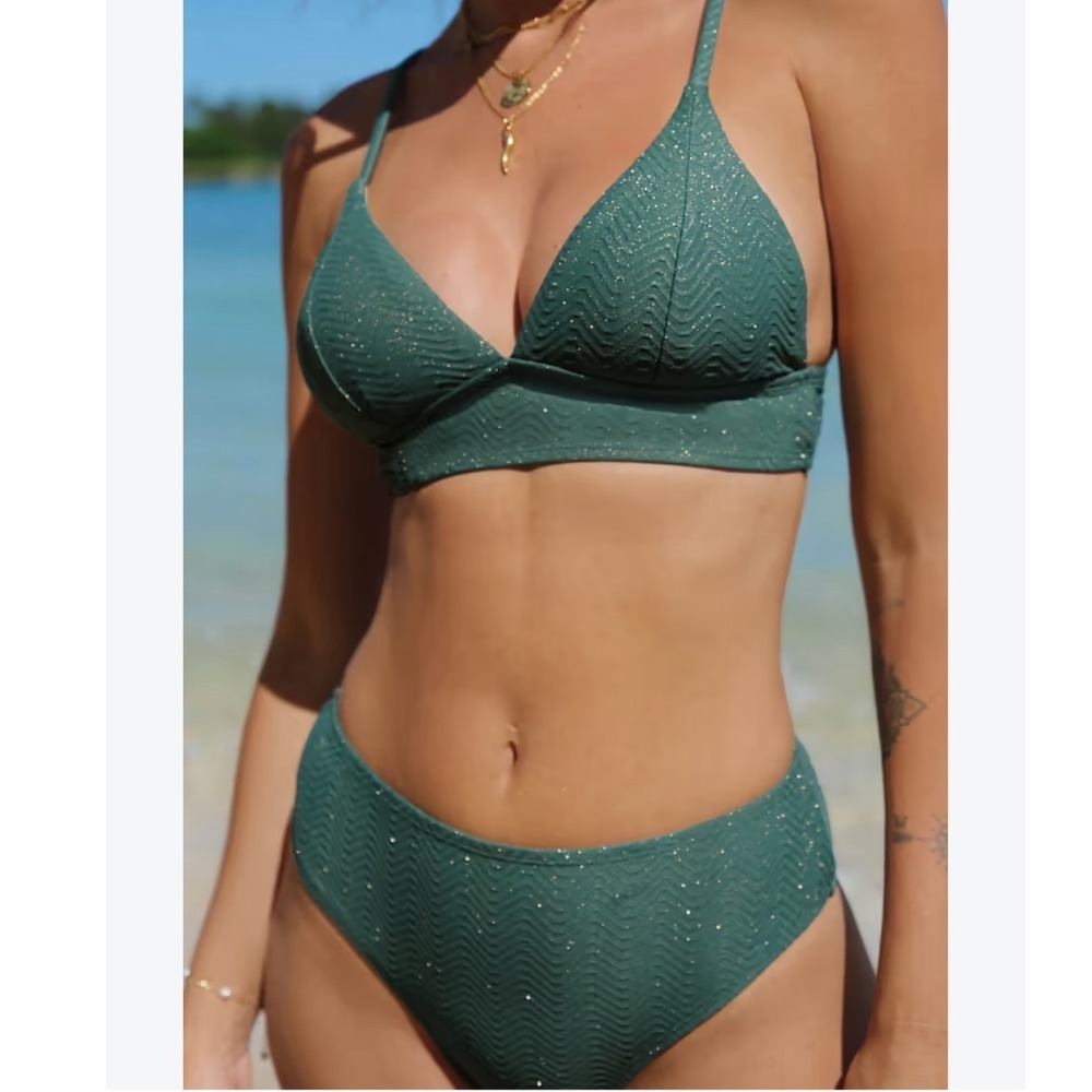 Cupshe Bikini Set Green Wave Bralette Top Hipster Bottom Size L/XL Beach NWT